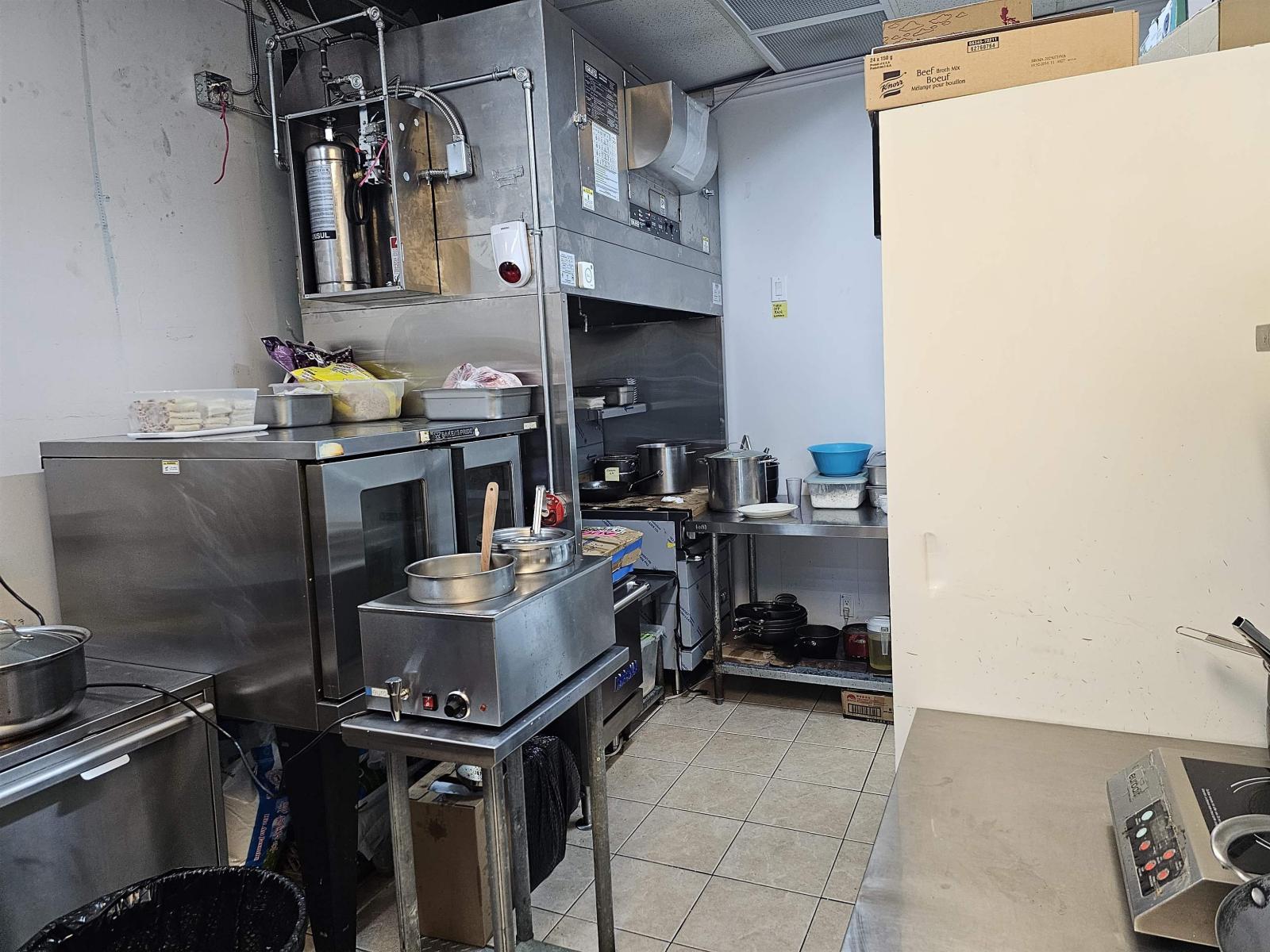 8 10180 153 Street, Surrey, British Columbia  V3R 0B5 - Photo 1 - C8076876