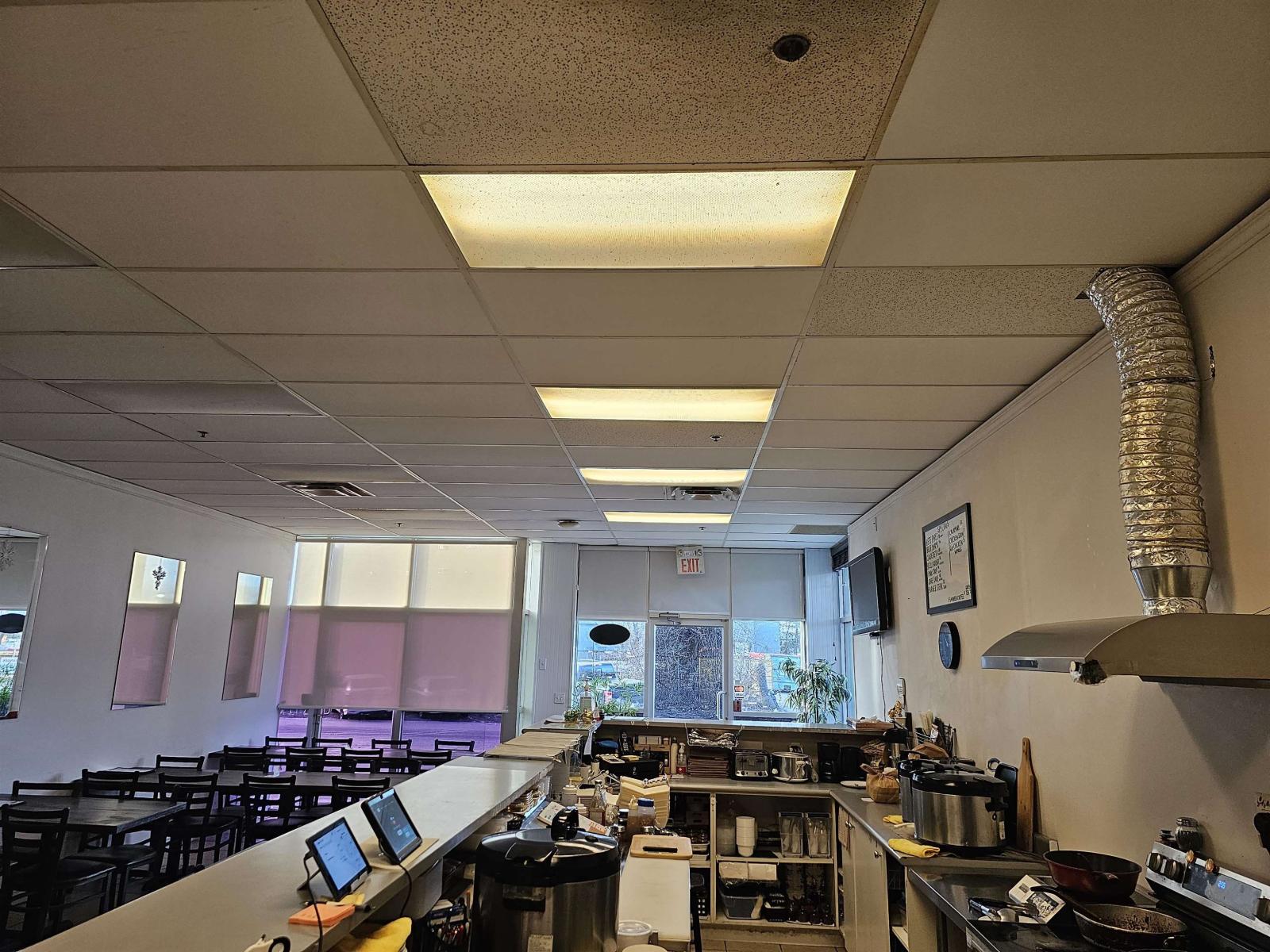 8 10180 153 Street, Surrey, British Columbia  V3R 0B5 - Photo 2 - C8076876