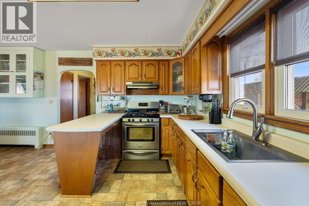 2102 County Rd 20 West, Essex, Ontario  N0R 1G0 - Photo 10 - 26005022