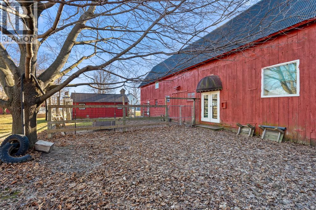 2102 County Rd 20 West, Essex, Ontario  N0R 1G0 - Photo 30 - 26005022