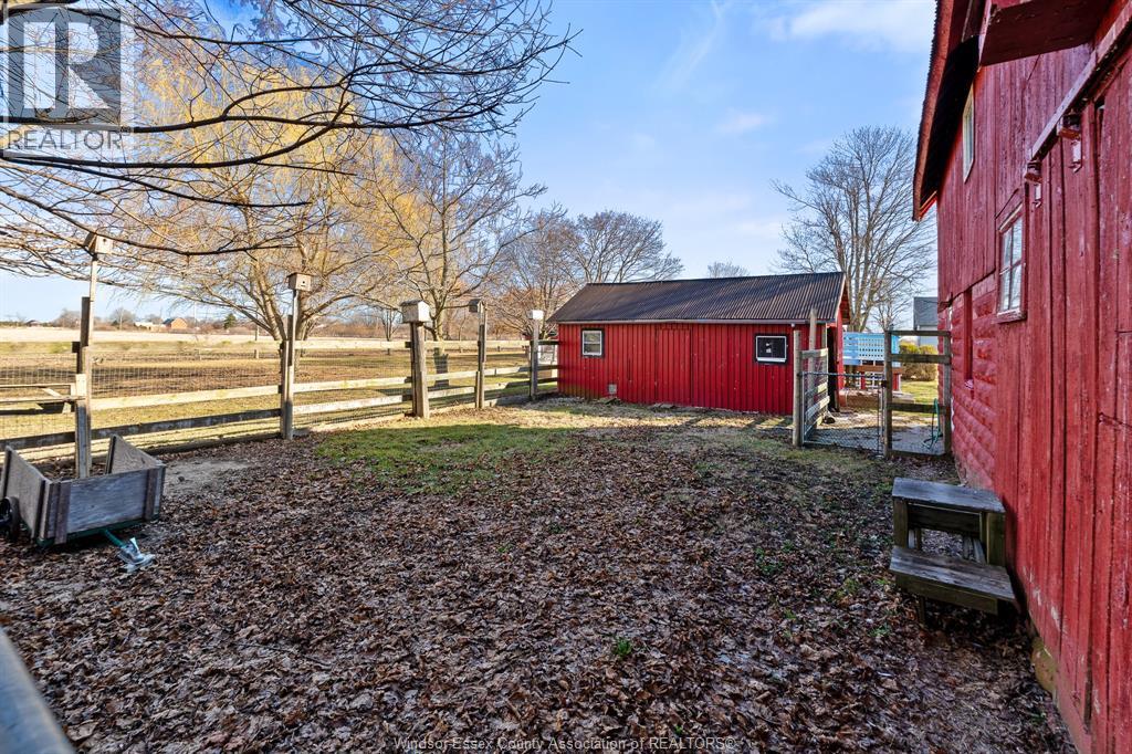 2102 County Rd 20 West, Essex, Ontario  N0R 1G0 - Photo 31 - 26005022