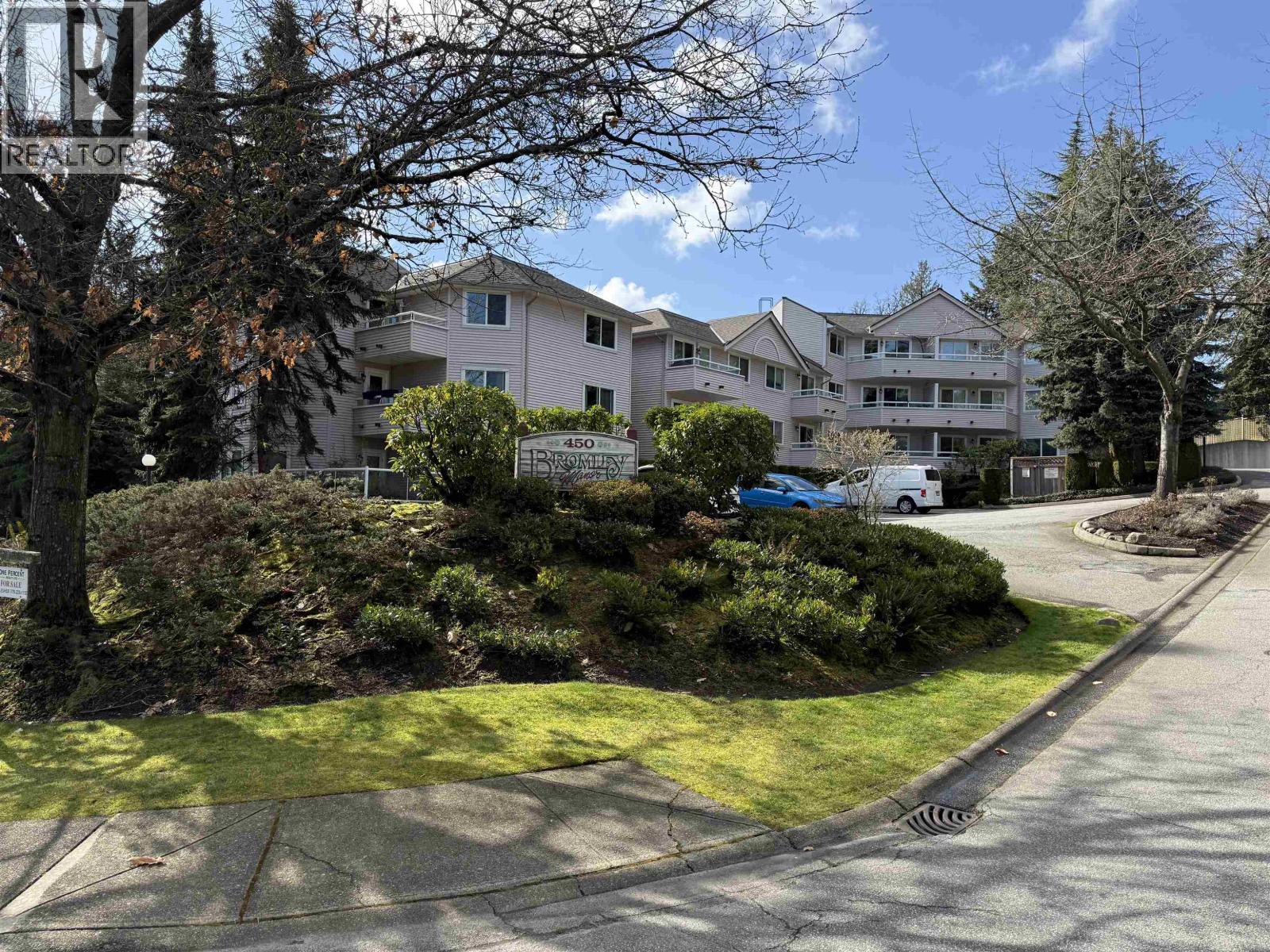 309 450 BROMLEY STREET, Coquitlam, British Columbia