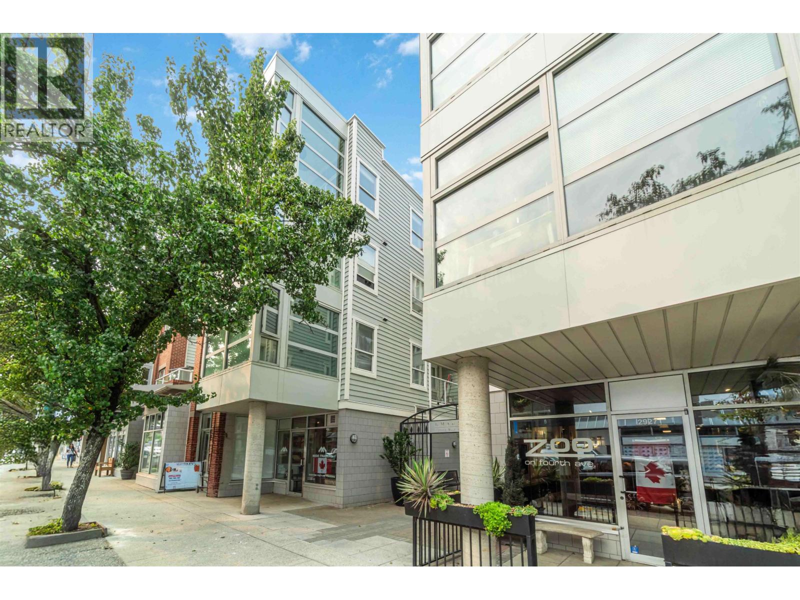 307 2929 W 4th Avenue, Vancouver, British Columbia  V6K 4T3 - Photo 2 - R3098089