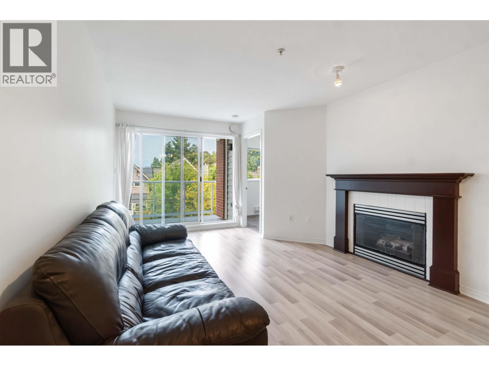 307 2929 W 4th Avenue, Vancouver, British Columbia  V6K 4T3 - Photo 6 - R3098089