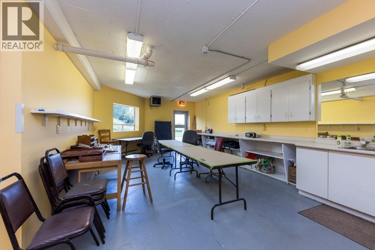 201 2800 Chesterfield Avenue, North Vancouver, British Columbia  V7N 4M1 - Photo 37 - R3098095