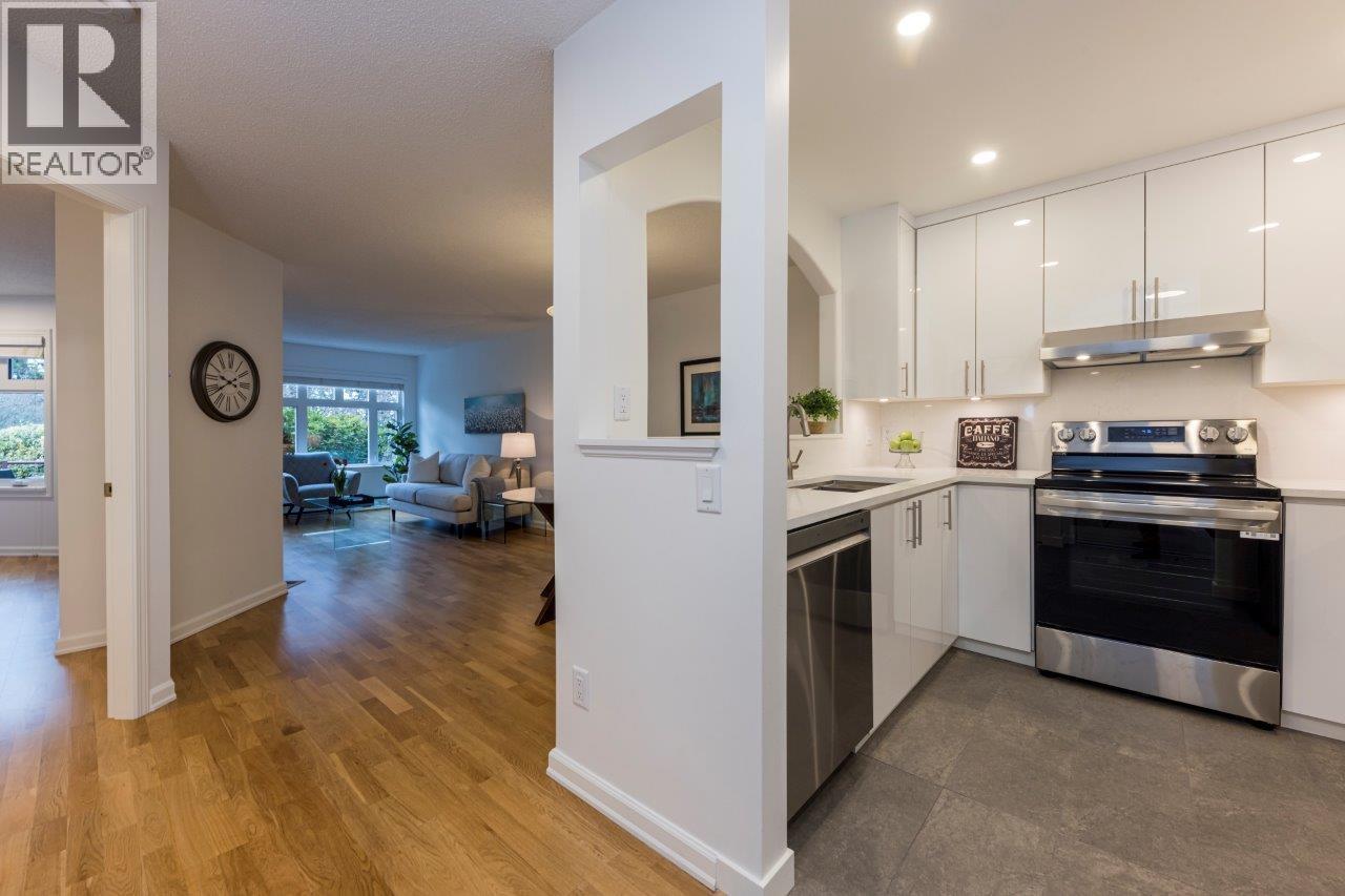 201 2800 Chesterfield Avenue, North Vancouver, British Columbia  V7N 4M1 - Photo 7 - R3098095