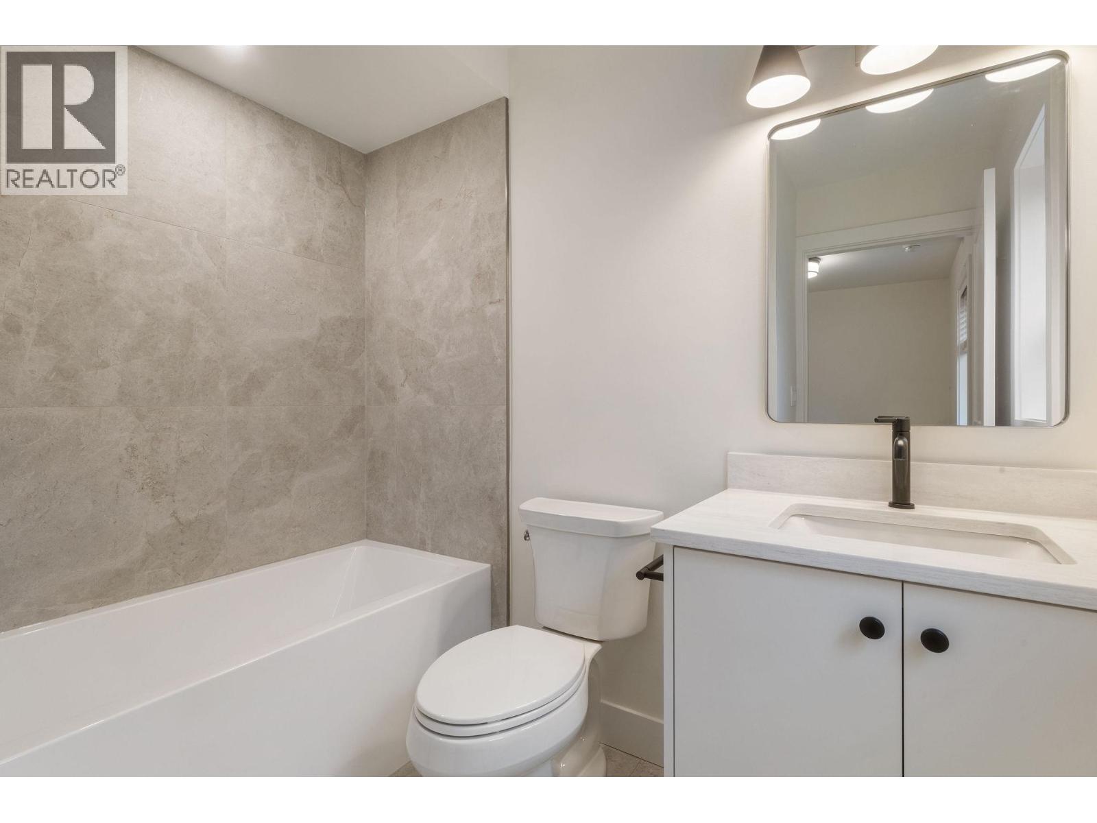 2055 E 4th Avenue, Vancouver, British Columbia  V5N 1K5 - Photo 16 - R3098123