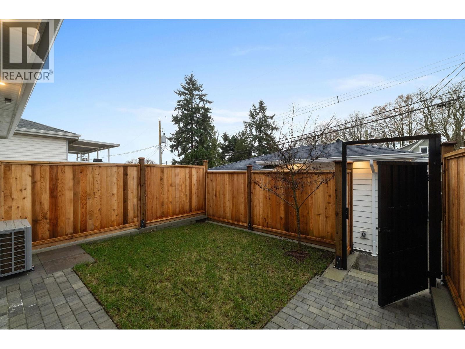 2055 E 4th Avenue, Vancouver, British Columbia  V5N 1K5 - Photo 28 - R3098123