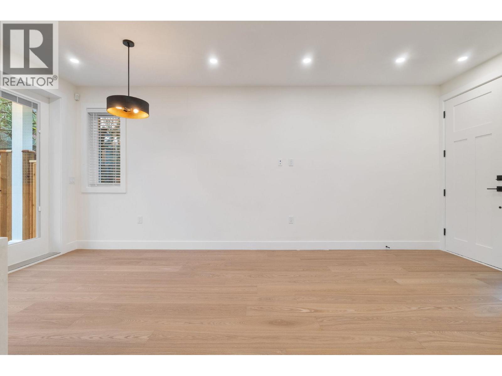 2055 E 4th Avenue, Vancouver, British Columbia  V5N 1K5 - Photo 8 - R3098123