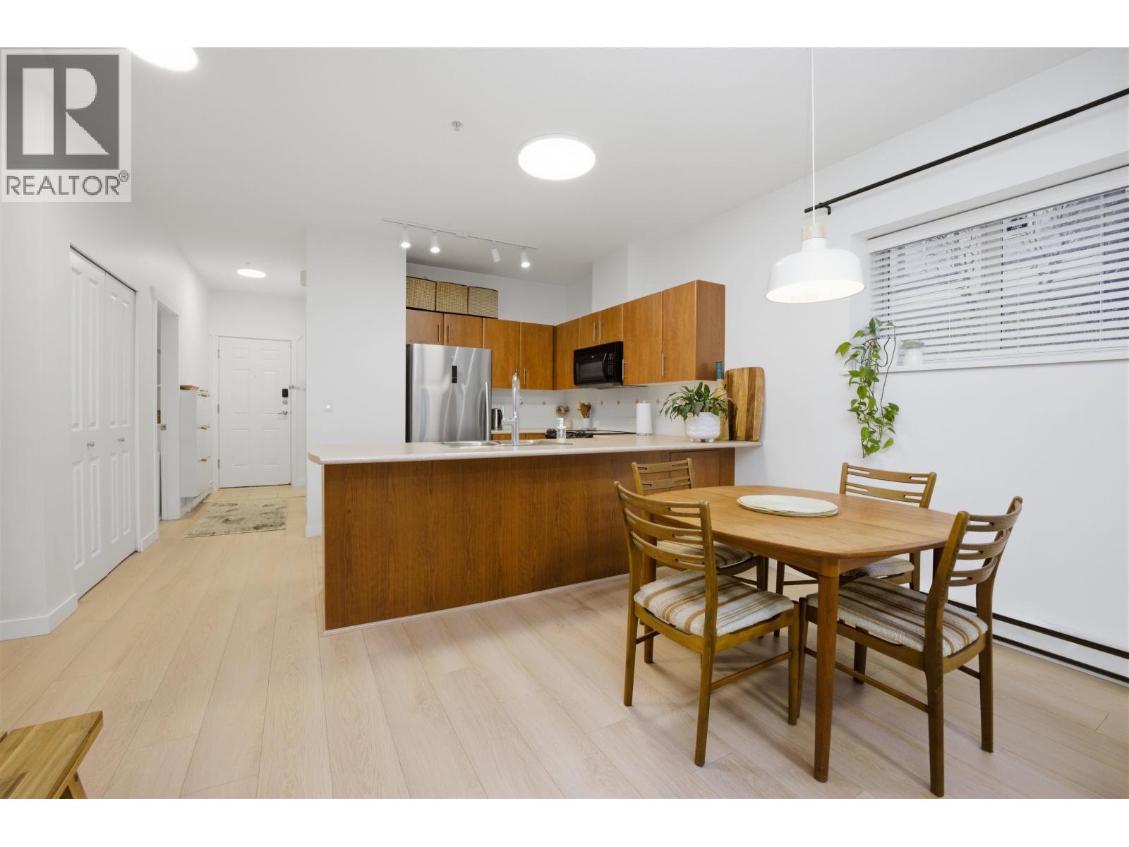 10 730 Farrow Street, Coquitlam, British Columbia  V3J 7Y7 - Photo 11 - R3098137