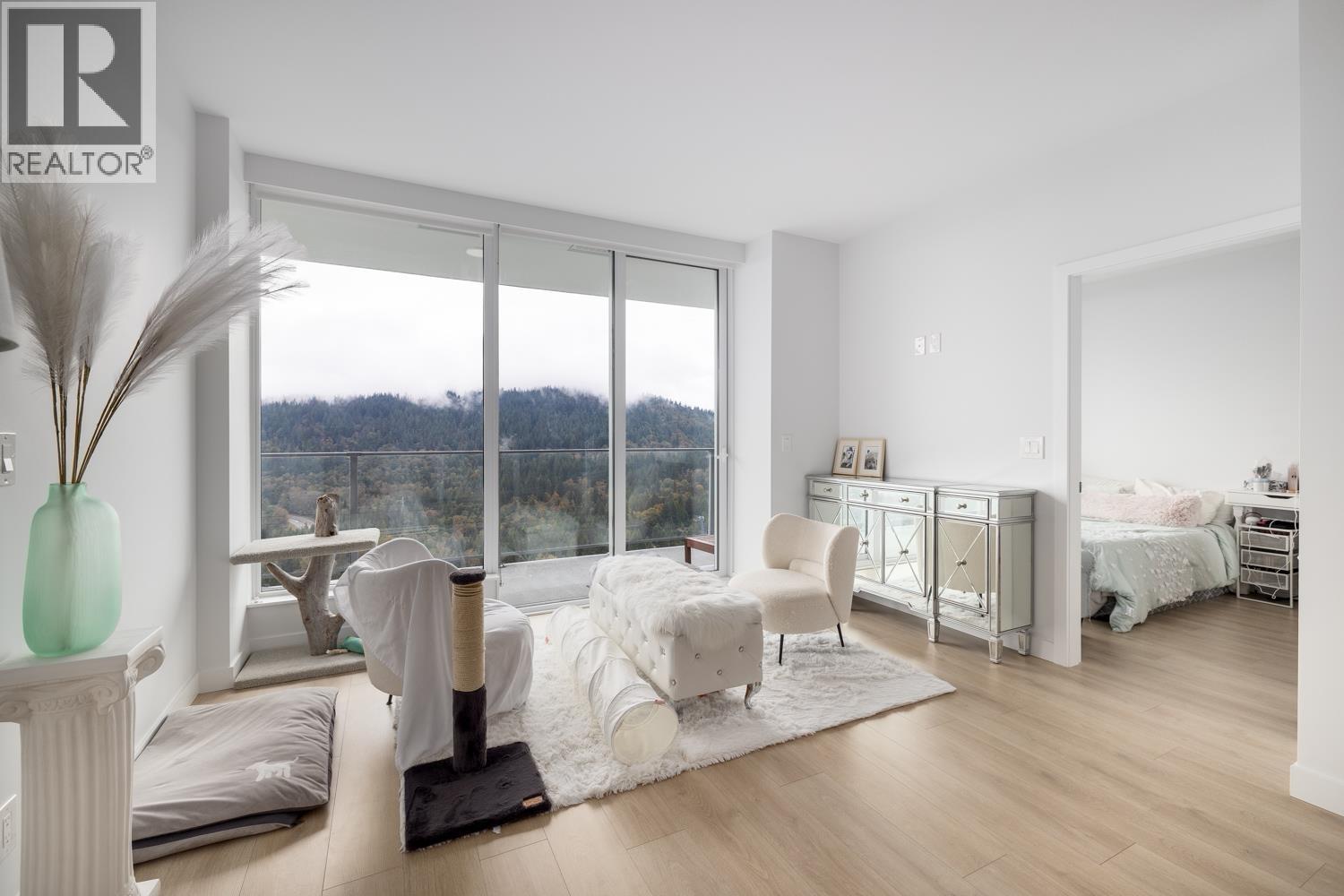 3002 567 Clarke Road, Coquitlam, British Columbia  V3J 0K7 - Photo 3 - R3098138