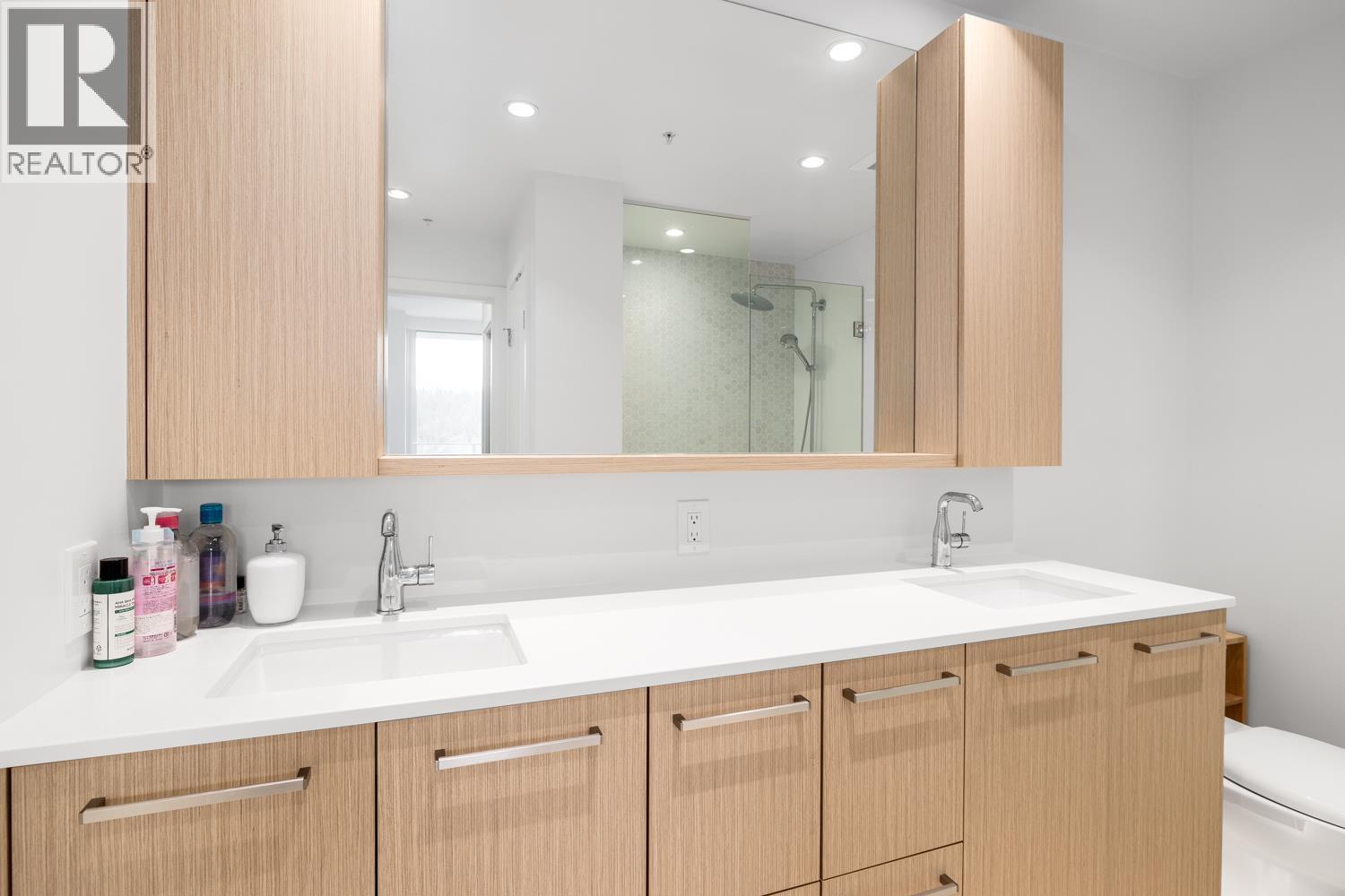 3002 567 Clarke Road, Coquitlam, British Columbia  V3J 0K7 - Photo 5 - R3098138