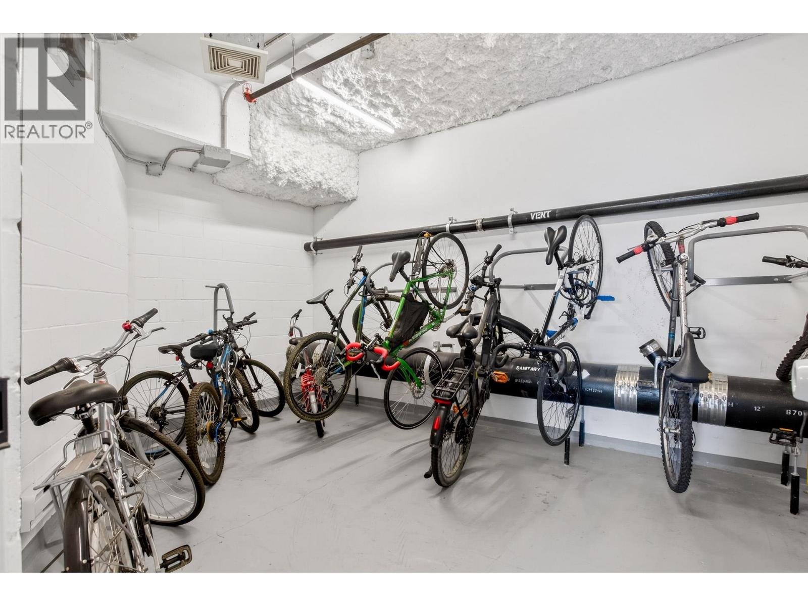 210 7123 11th Avenue, Burnaby, British Columbia  V3N 0J6 - Photo 38 - R3098155