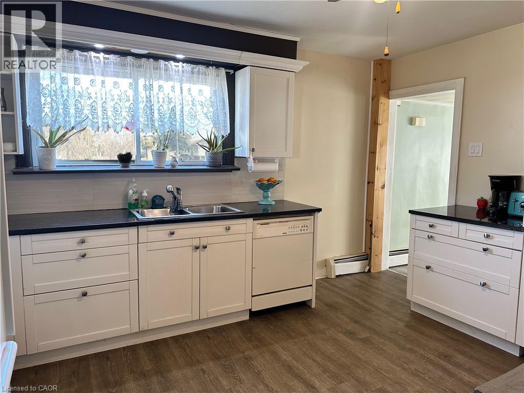 50 Jane Street, Hagersville, Ontario  N0A 1H0 - Photo 18 - 40810818