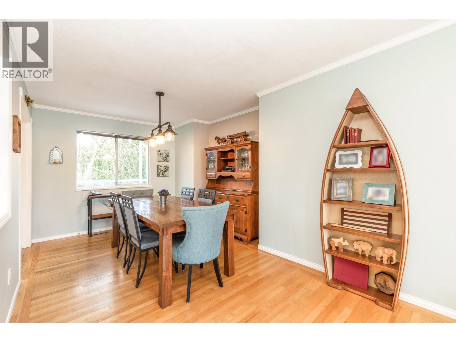 23389 Whippoorwill Avenue, Maple Ridge, British Columbia  V2X 9L8 - Photo 6 - R3098105