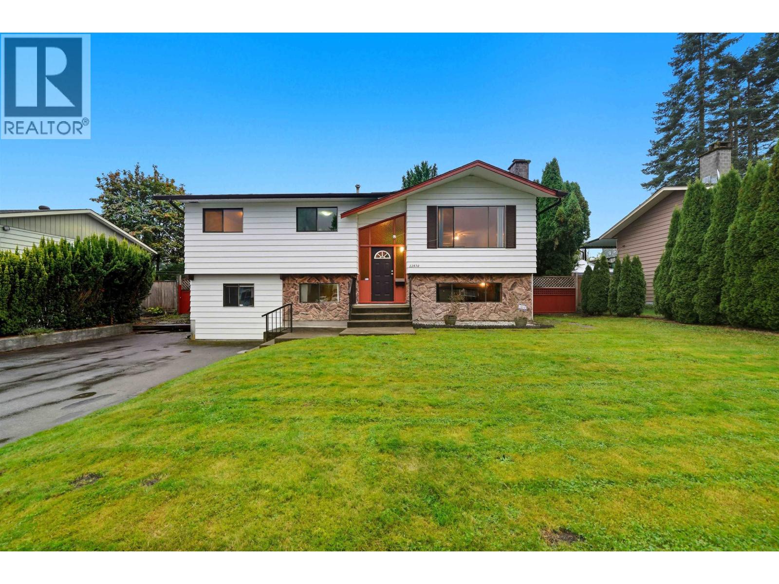 22970 STOREY AVENUE, maple ridge, British Columbia