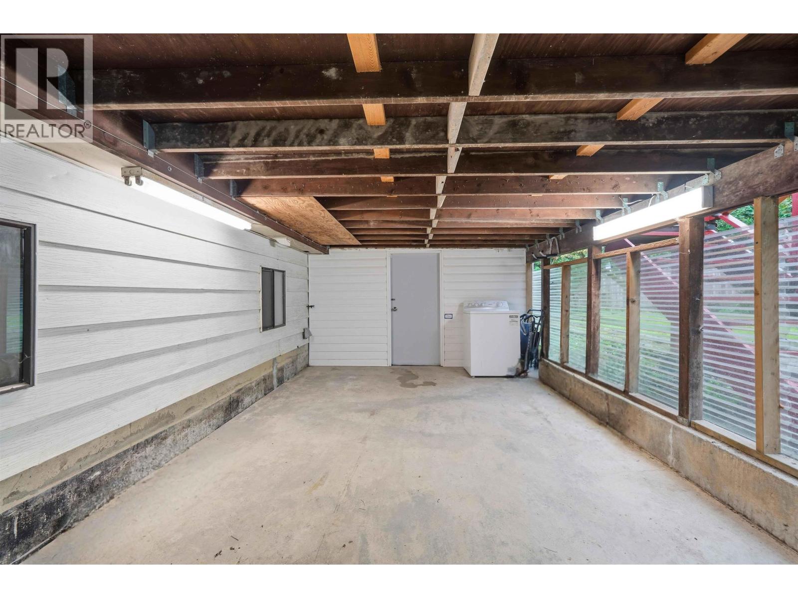 22970 Storey Avenue, Maple Ridge, British Columbia  V2X 3W1 - Photo 30 - R3098116