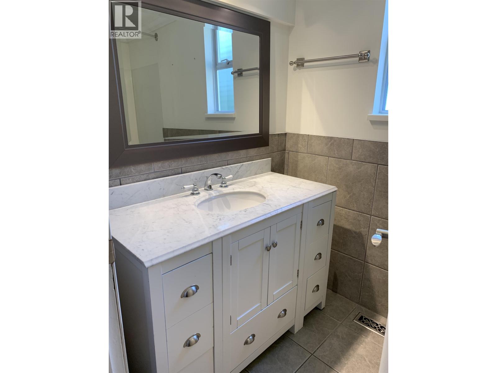 20324 Hampton Street, Maple Ridge, British Columbia  V2X 1C8 - Photo 18 - R3098126