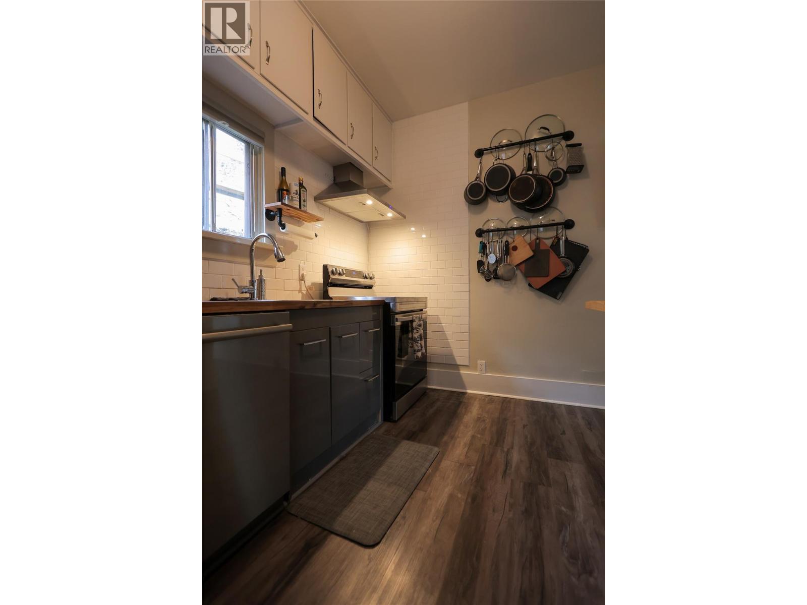 2078 Topping Street, Trail, British Columbia  V1R 4G5 - Photo 18 - 10378640