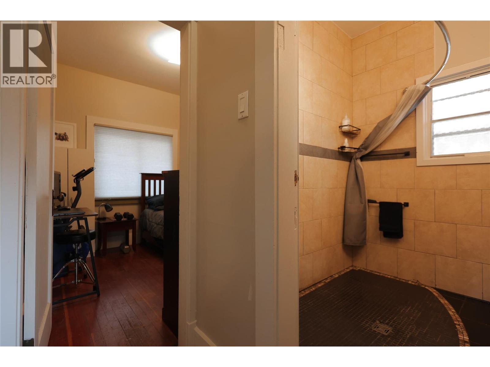 2078 Topping Street, Trail, British Columbia  V1R 4G5 - Photo 26 - 10378640