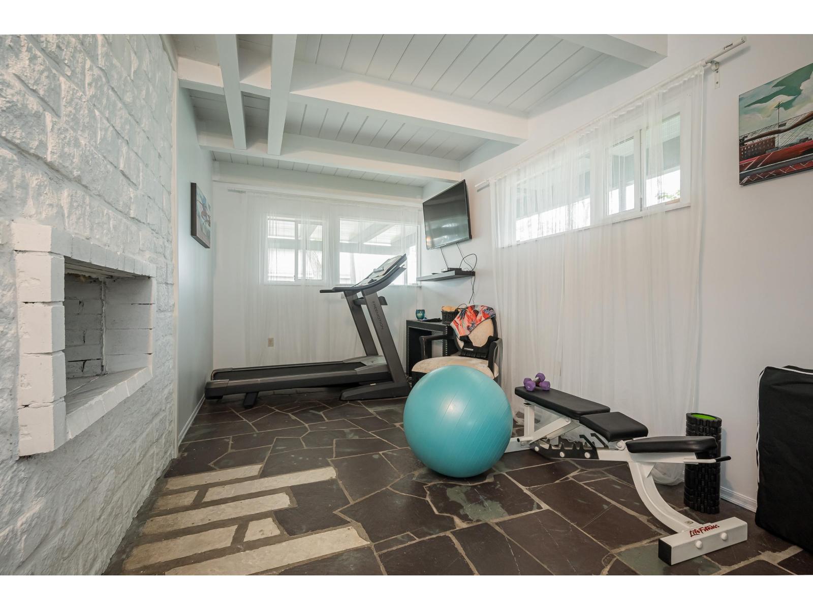 3099 Mcbride Avenue, Surrey, British Columbia  V4A 3G9 - Photo 32 - R3097478