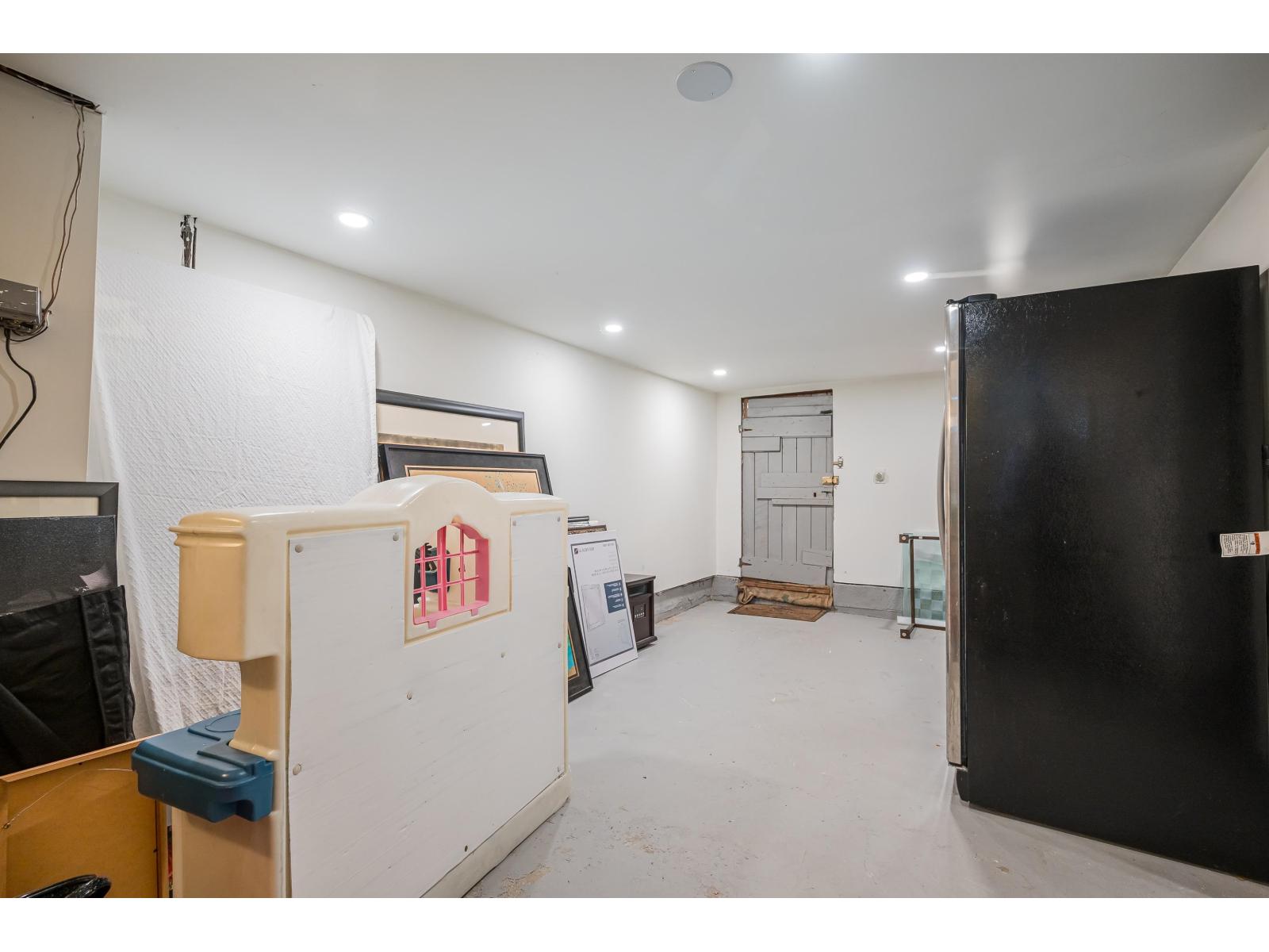 3099 Mcbride Avenue, Surrey, British Columbia  V4A 3G9 - Photo 34 - R3097478