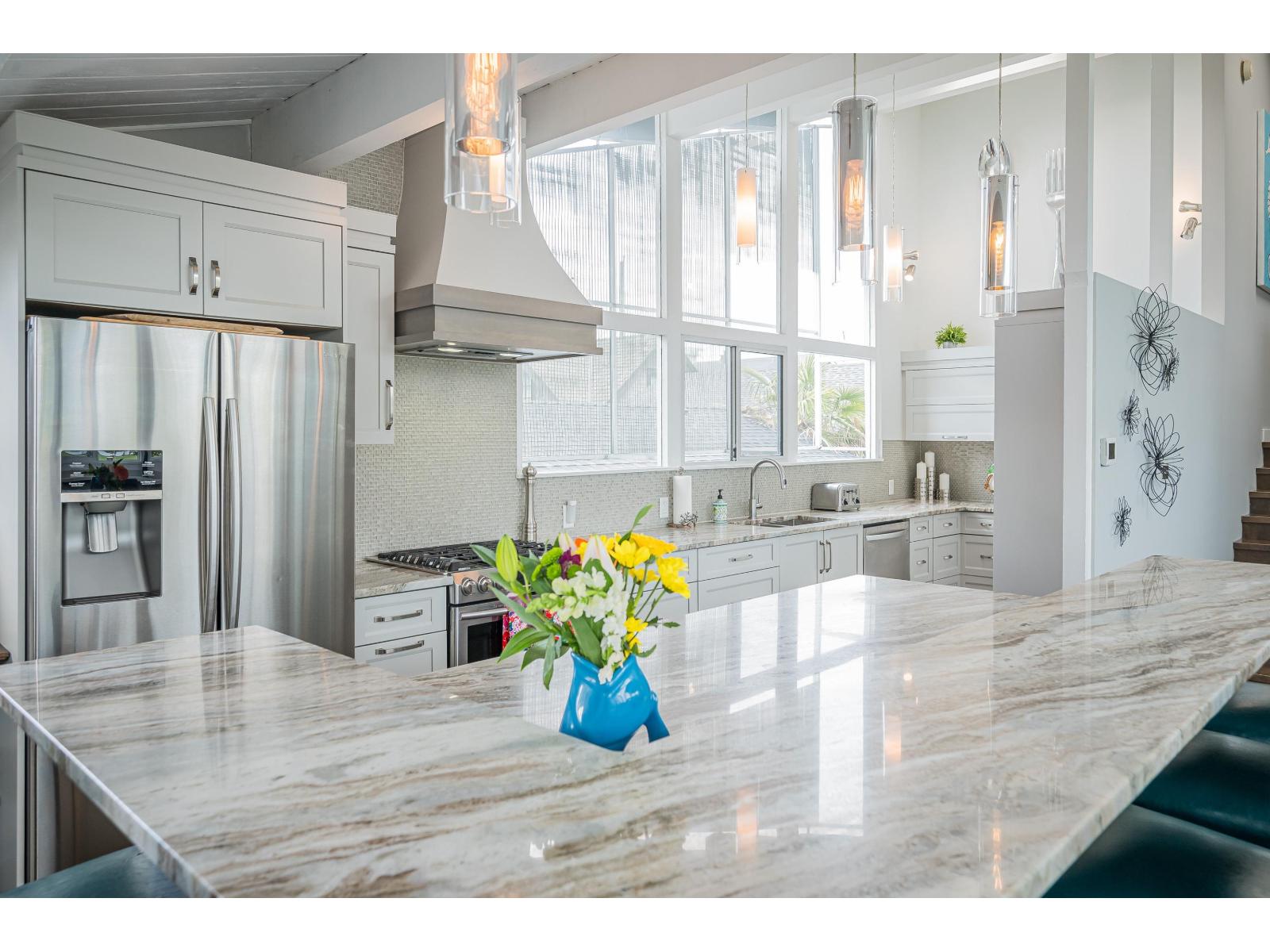 3099 Mcbride Avenue, Surrey, British Columbia  V4A 3G9 - Photo 7 - R3097478