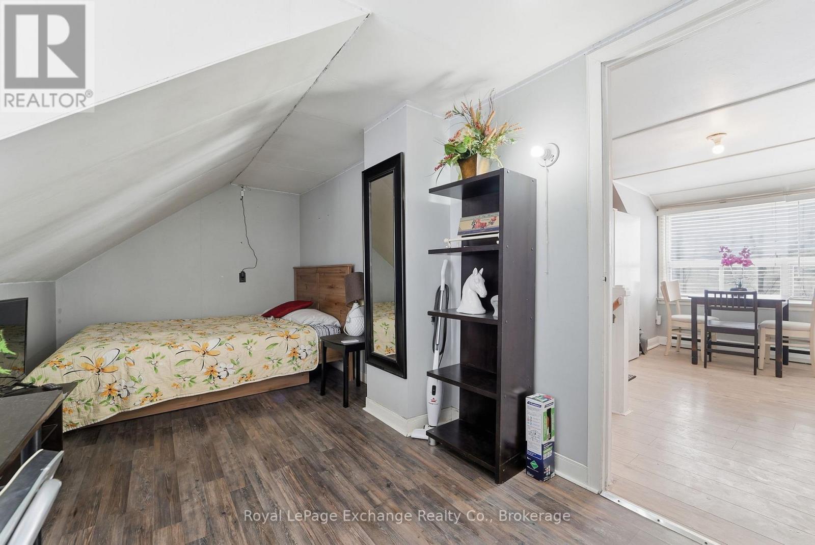 967-Upper Unit Huron Terrace, Kincardine, Ontario  N2Z 2Y1 - Photo 8 - X12867474