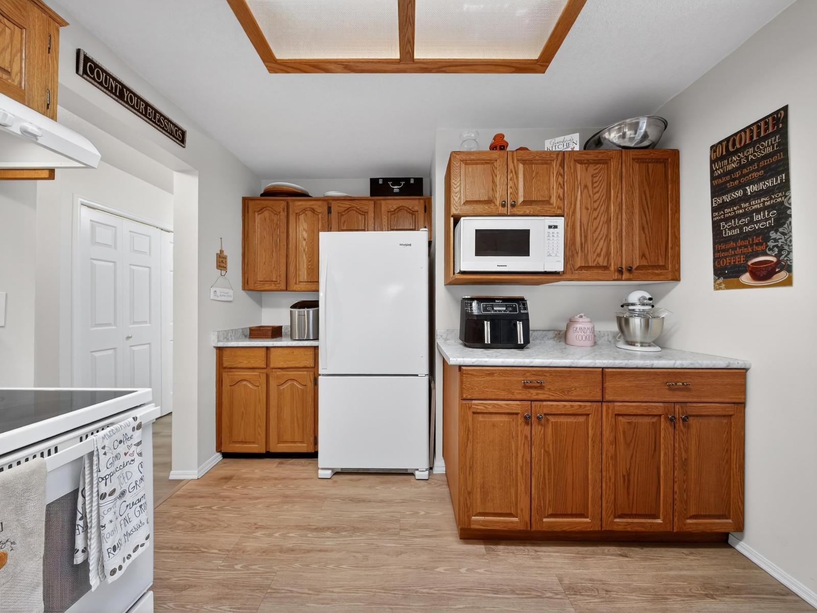 216 32833 Landeau Place, Abbotsford, British Columbia  V2S 6S6 - Photo 11 - R3095889