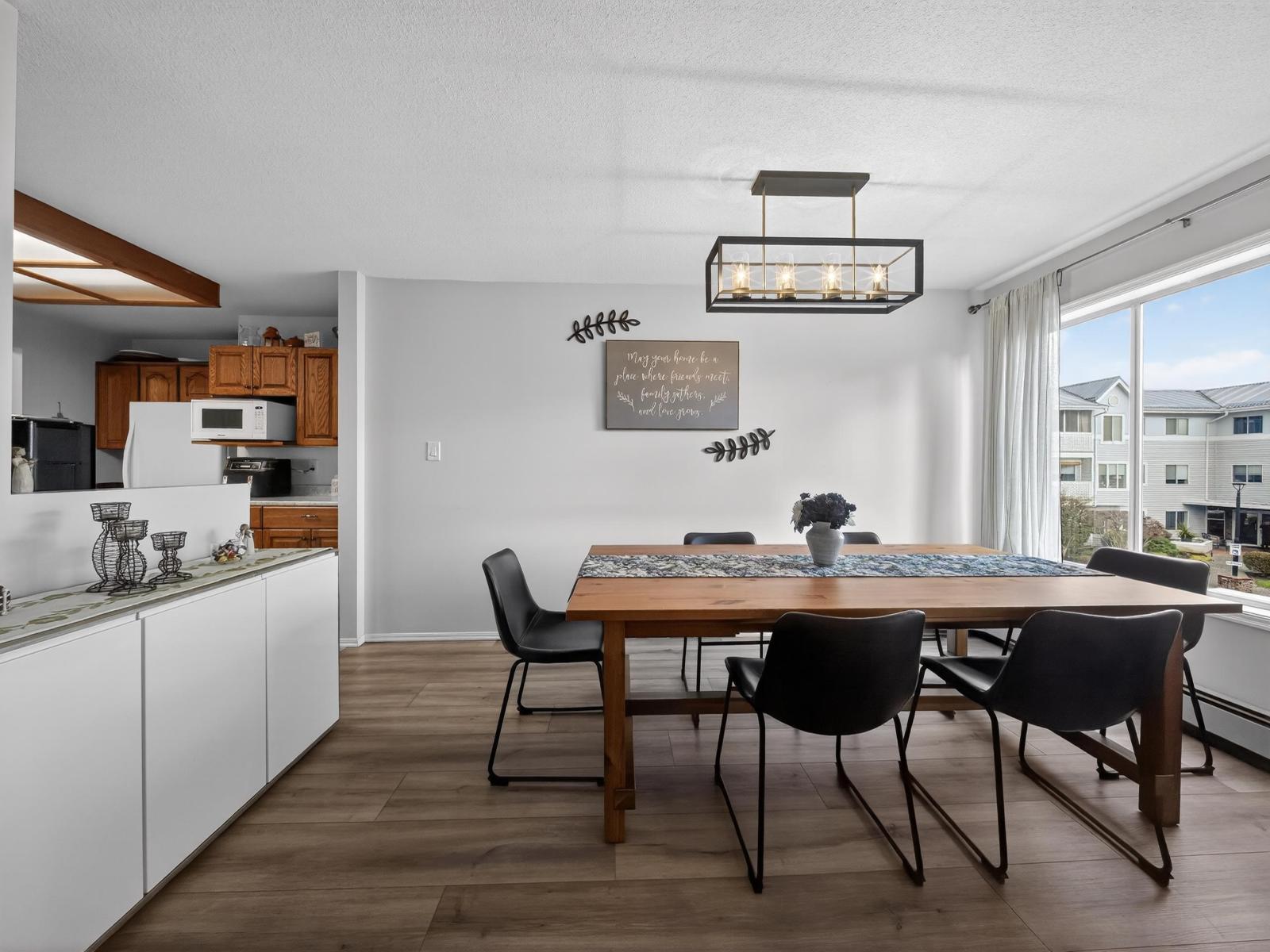 216 32833 Landeau Place, Abbotsford, British Columbia  V2S 6S6 - Photo 8 - R3095889