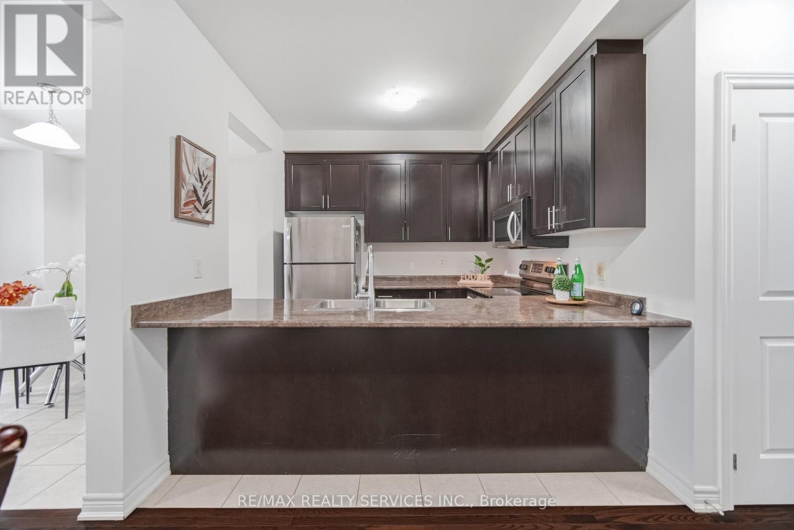 264 Inspire Boulevard, Brampton (Sandringham-Wellington North), Ontario  L6R 3X9 - Photo 14 - W12808594