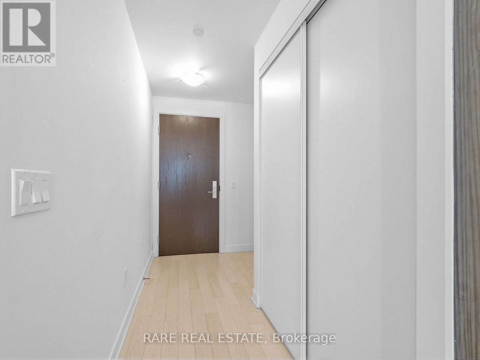 2517 - 330 Richmond Street W, Toronto, Ontario  M5V 1X2 - Photo 19 - C12867438