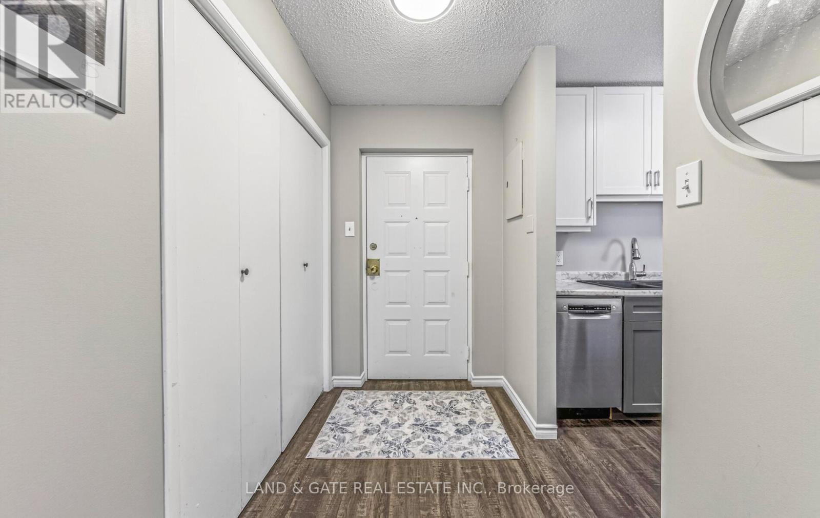 208 - 133 Ontario Street, Cobourg, Ontario  K9A 3B4 - Photo 3 - X12823688