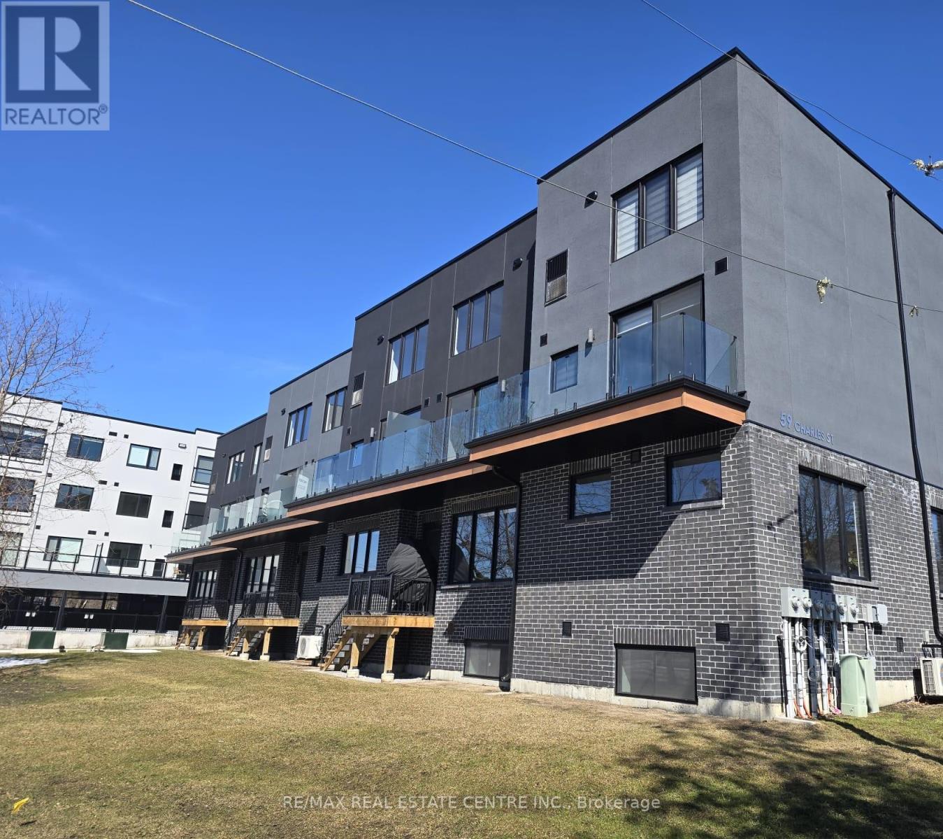 2 - 59 CHARLES STREET, Newmarket, Ontario