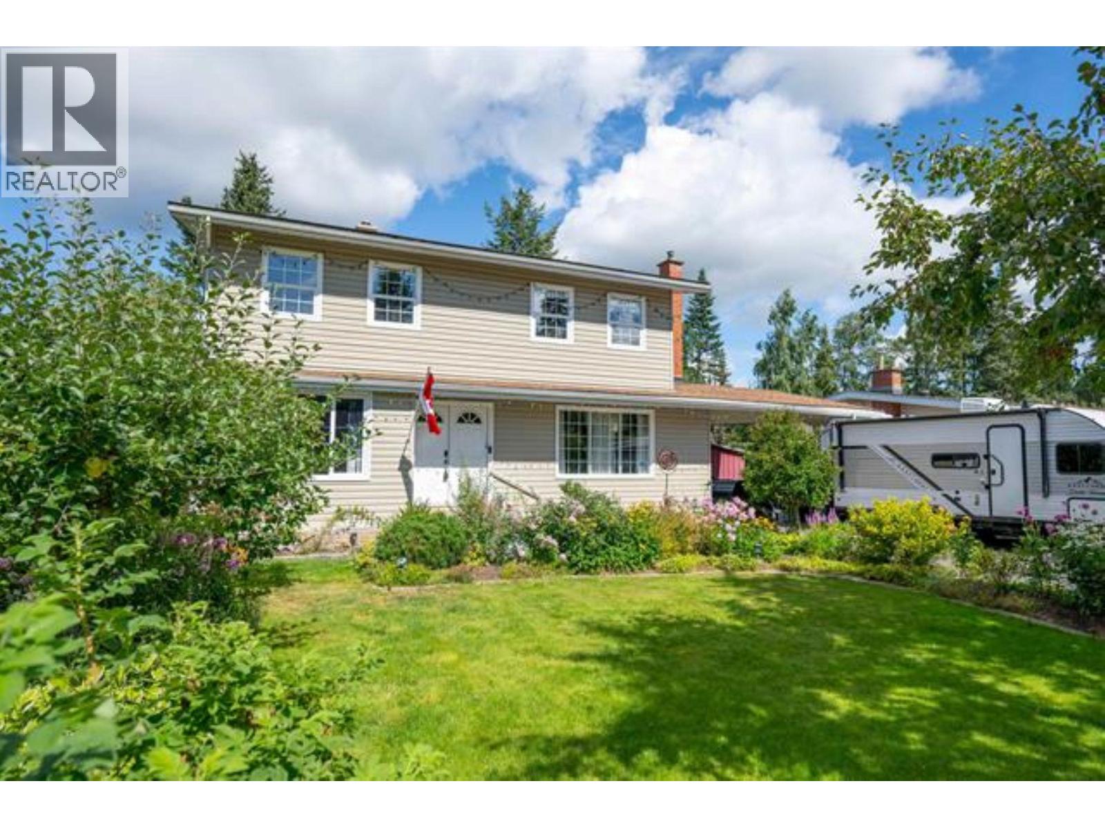 2660 Hammond Avenue, Prince George, British Columbia  V2M 1A5 - Photo 3 - R3098010