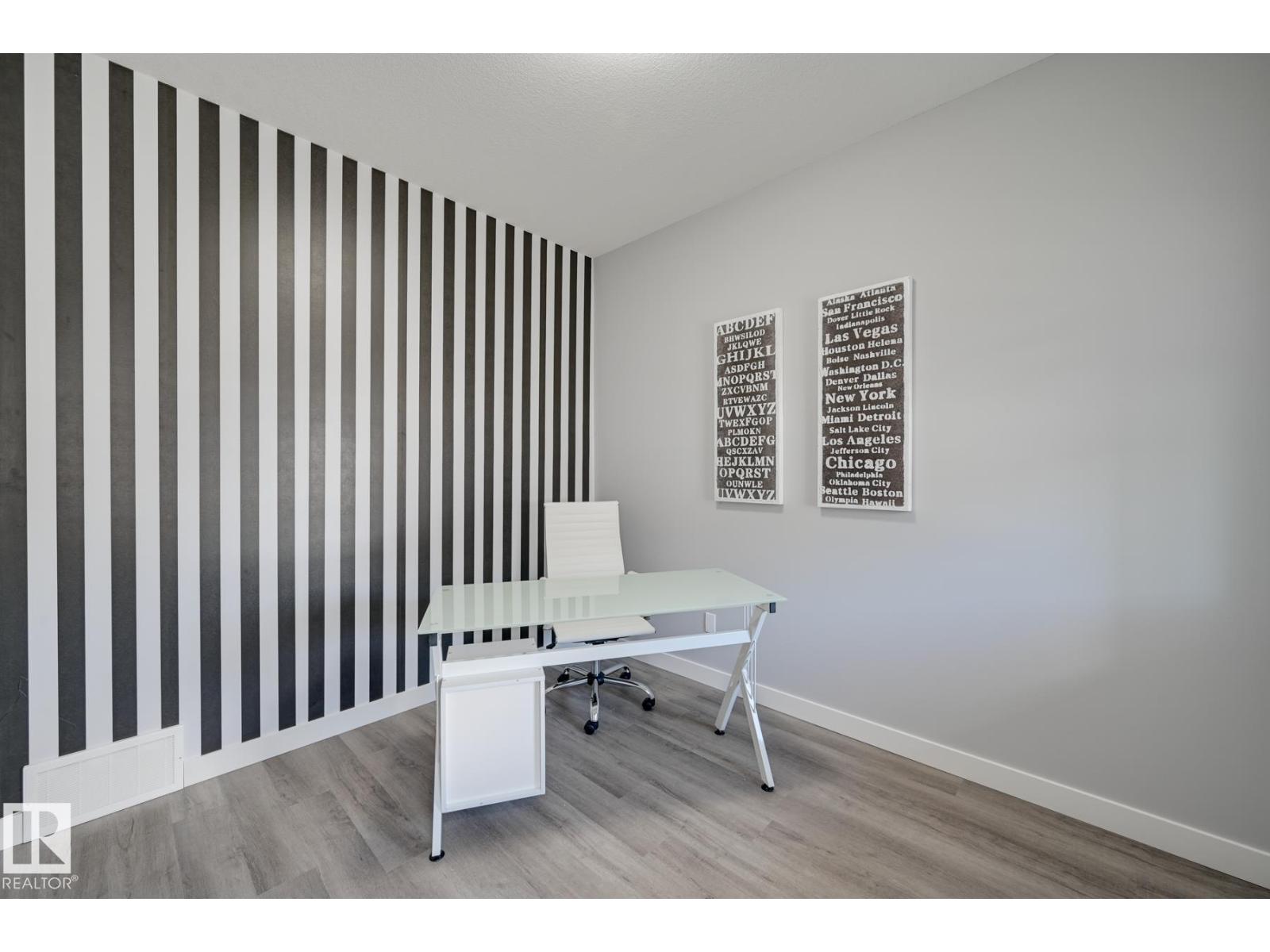 1132 Goldfinch Cr Nw Nw, Edmonton, Alberta  T5S 0R1 - Photo 2 - E4476737