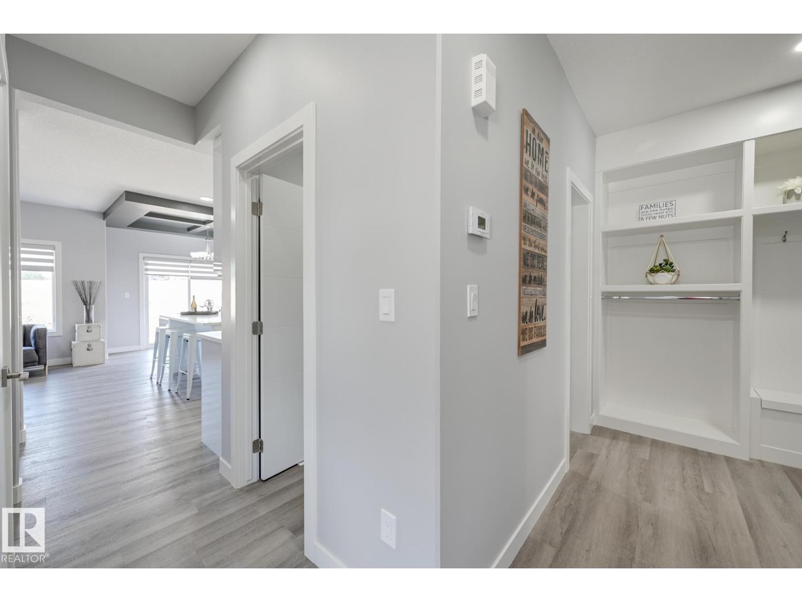 1132 Goldfinch Cr Nw Nw, Edmonton, Alberta  T5S 0R1 - Photo 3 - E4476737