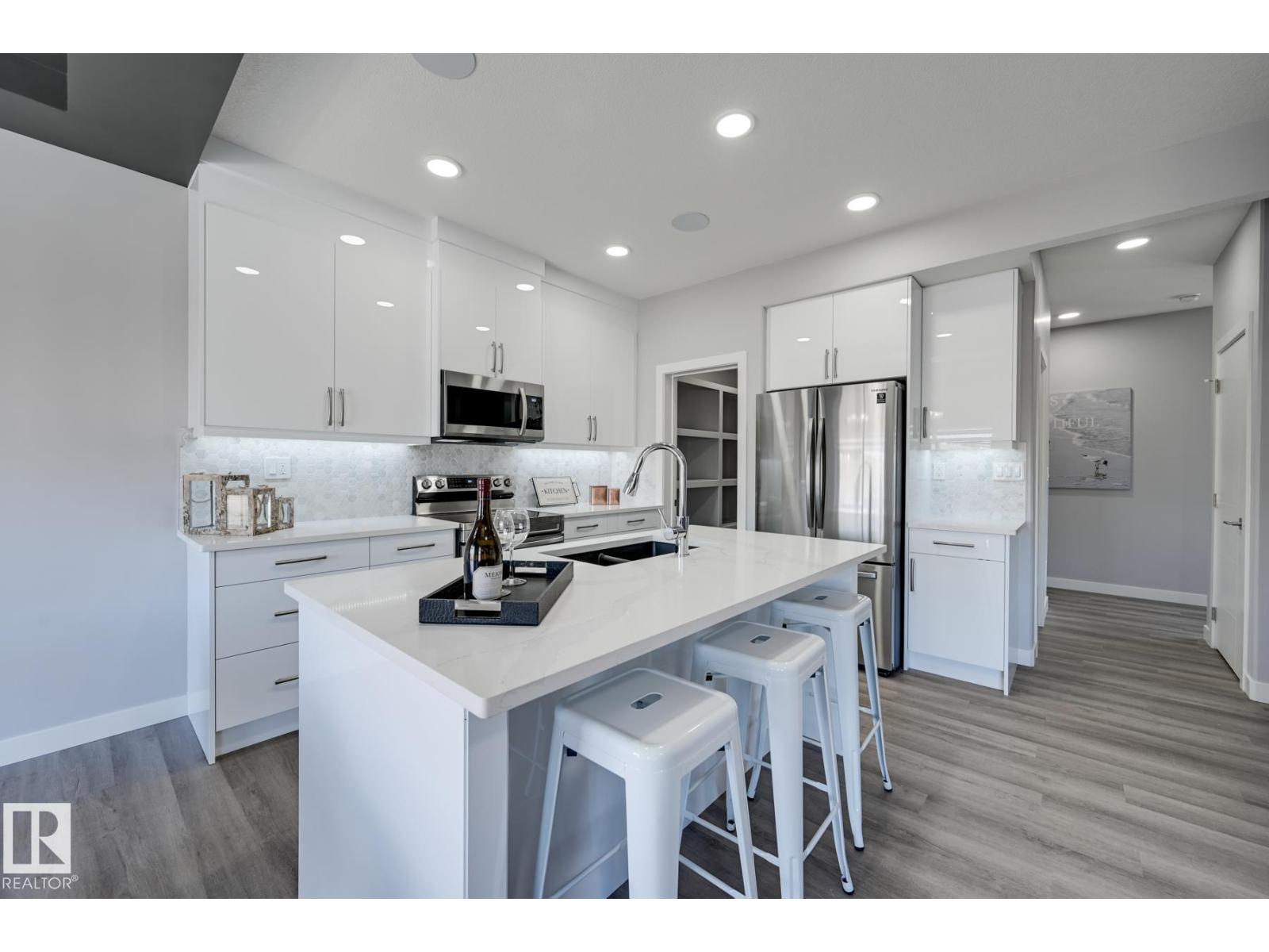 1132 Goldfinch Cr Nw Nw, Edmonton, Alberta  T5S 0R1 - Photo 7 - E4476737