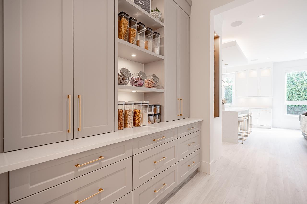 9879 Lyncean Drive, Surrey, British Columbia  V4N 4M6 - Photo 7 - R3098179