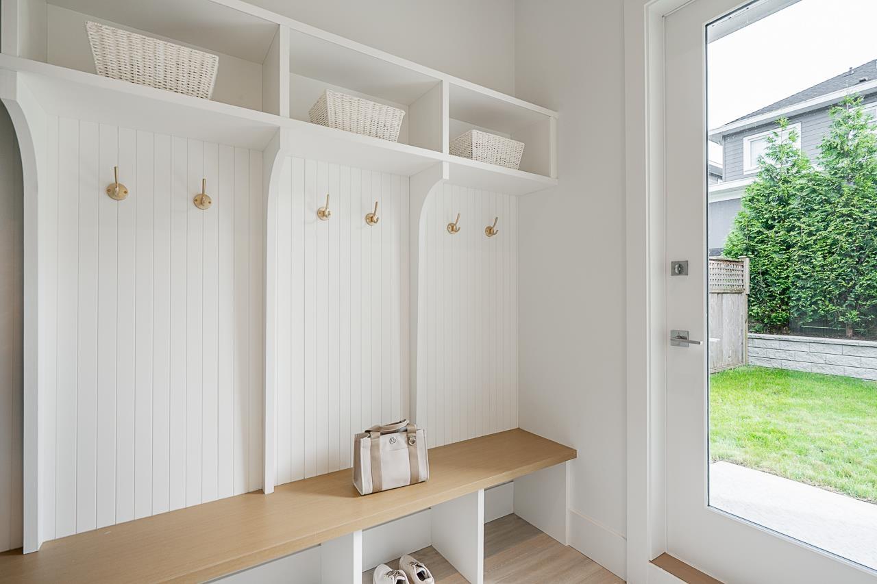 9879 Lyncean Drive, Surrey, British Columbia  V4N 4M6 - Photo 15 - R3098179