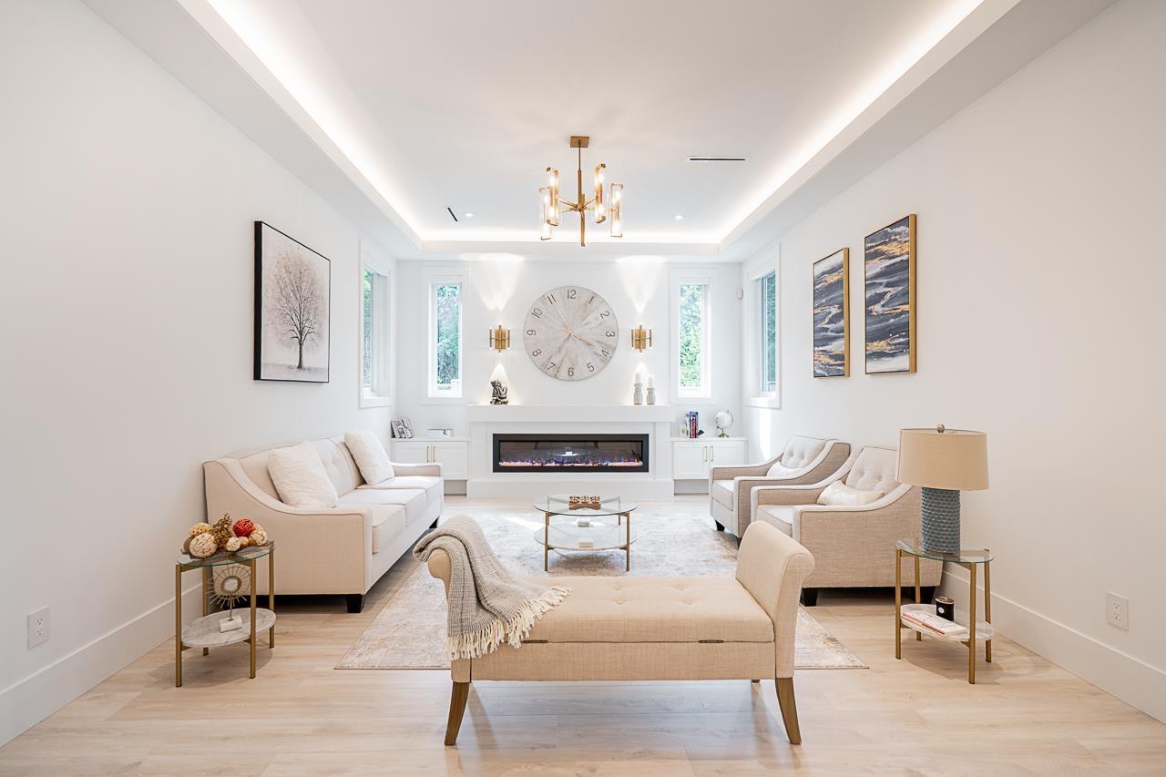 9879 Lyncean Drive, Surrey, British Columbia  V4N 4M6 - Photo 3 - R3098179