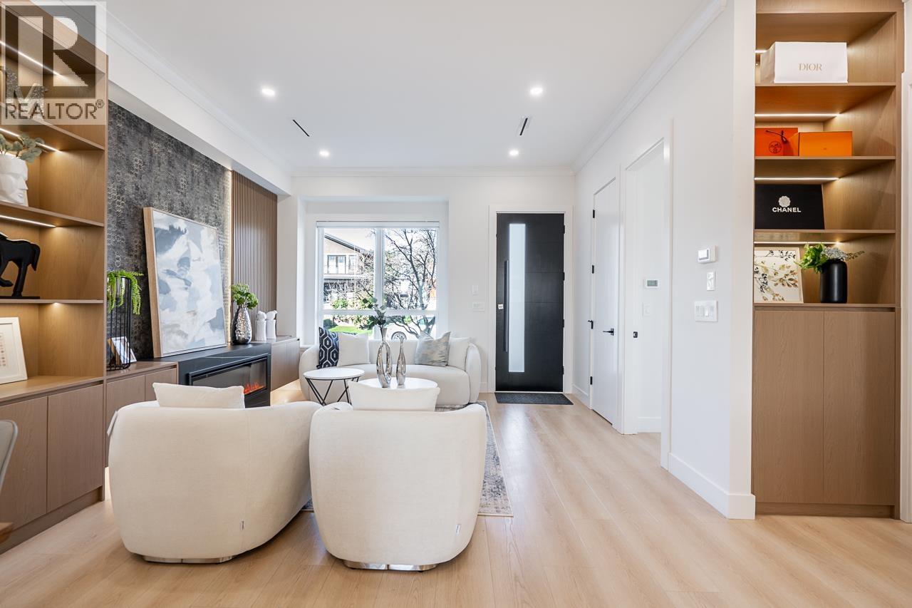 1 6692 Napier Street, Burnaby, British Columbia  V5B 2C3 - Photo 6 - R3098141