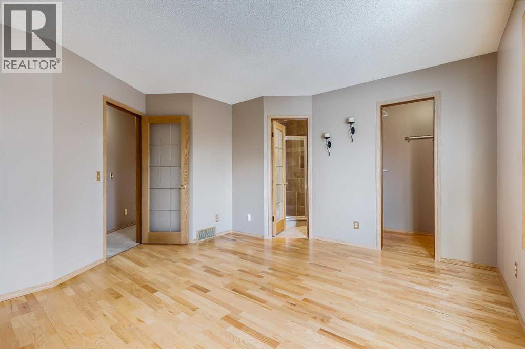 32 Marsella Court Se, Airdrie, Alberta  T4B 1V8 - Photo 17 - A2290045