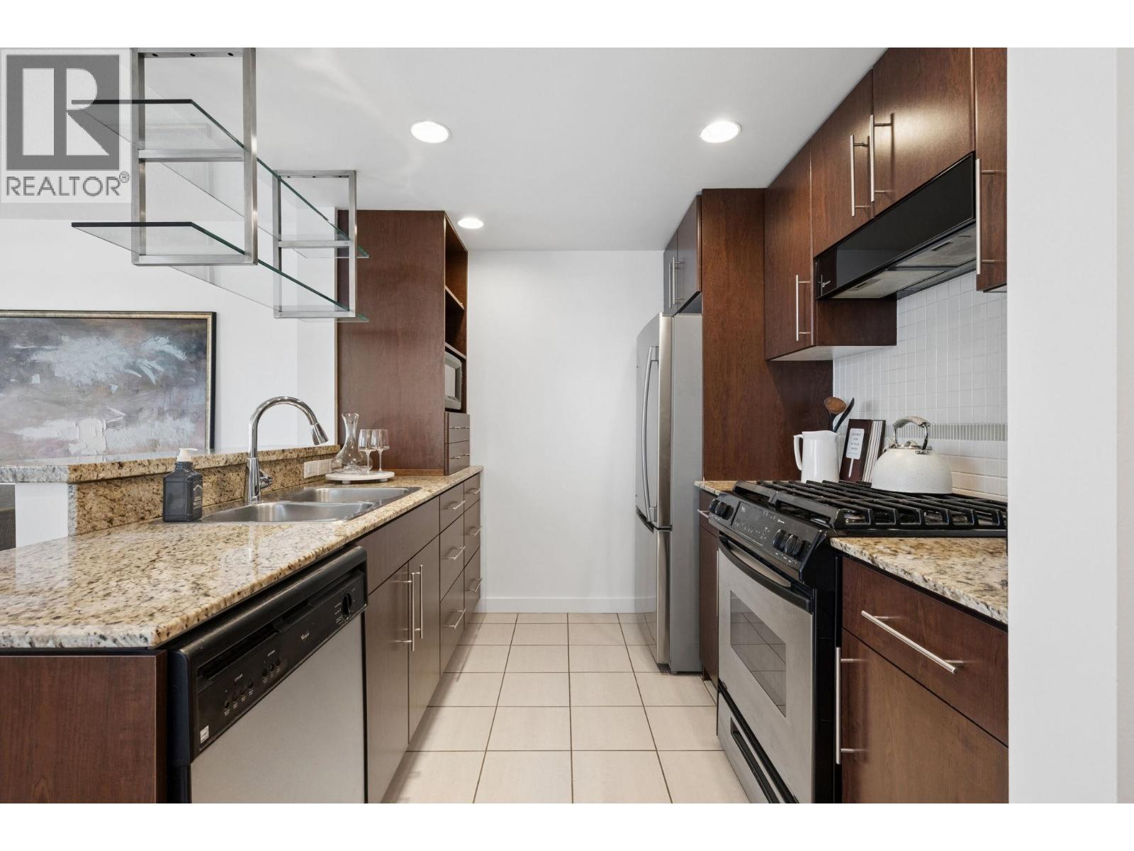 2502 455 Beach Crescent, Vancouver, British Columbia  V6Z 3E5 - Photo 8 - R3097973