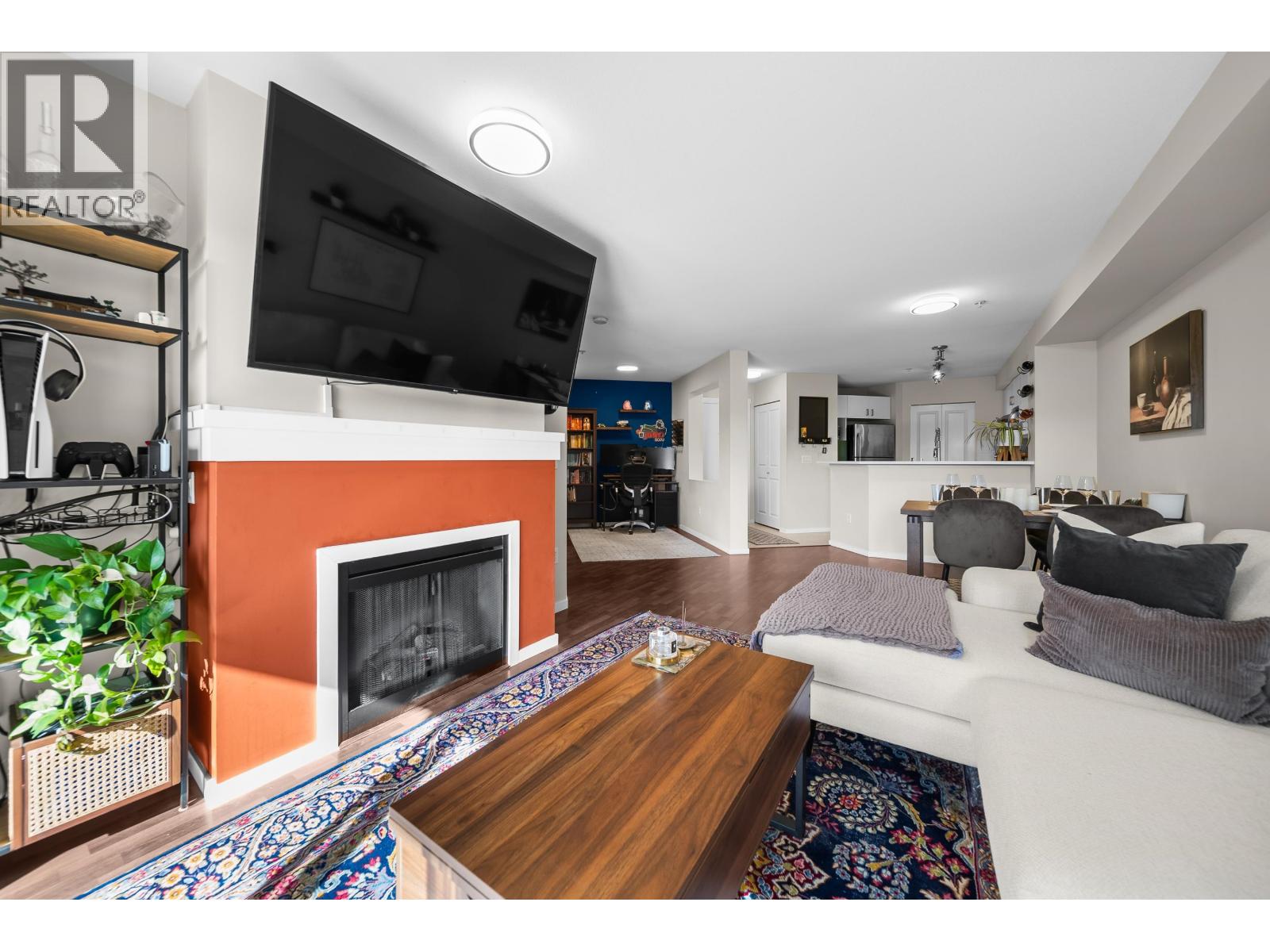 414 9098 Halston Court, Burnaby, British Columbia  V3N 0A6 - Photo 11 - R3097253