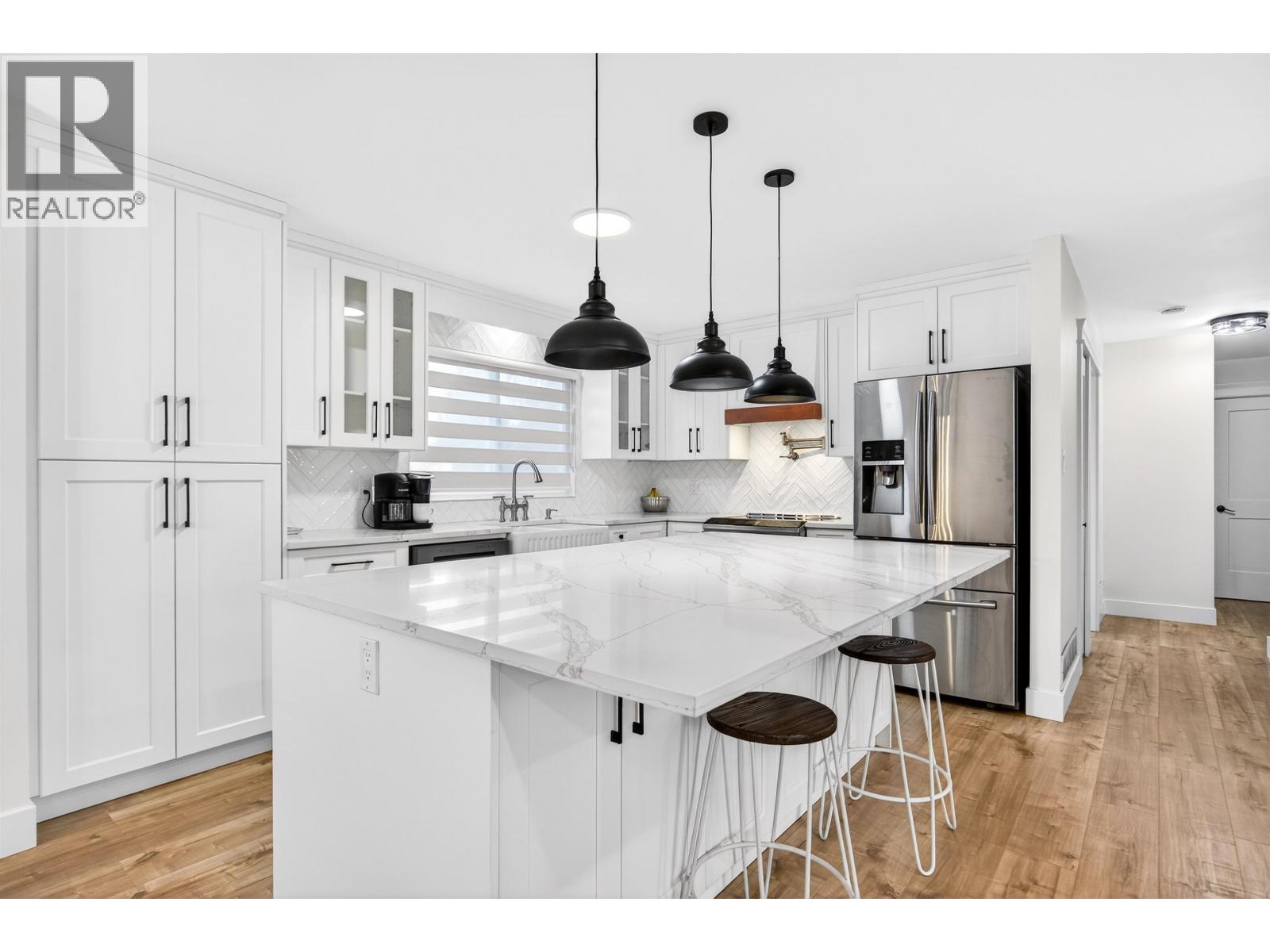 21099 Berry Avenue, Maple Ridge, British Columbia  V2X 7V3 - Photo 14 - R3098159