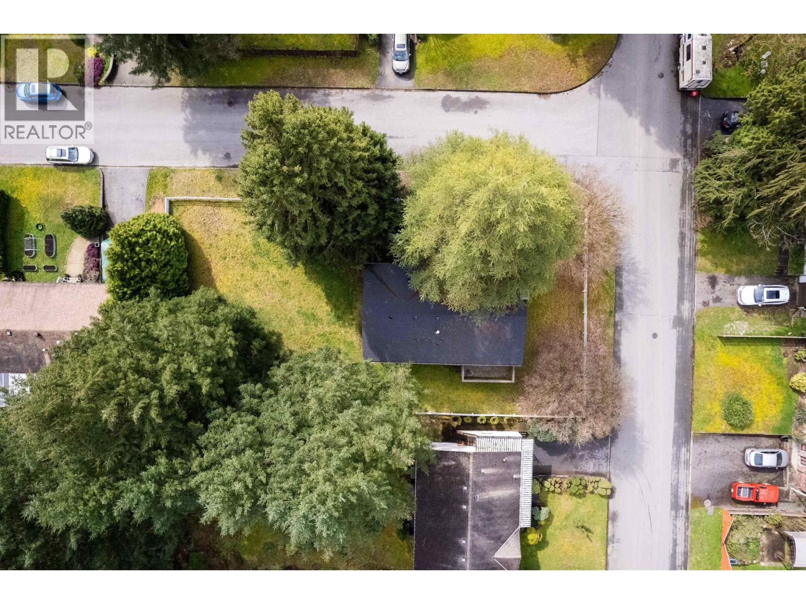 21099 Berry Avenue, Maple Ridge, British Columbia  V2X 7V3 - Photo 36 - R3098159