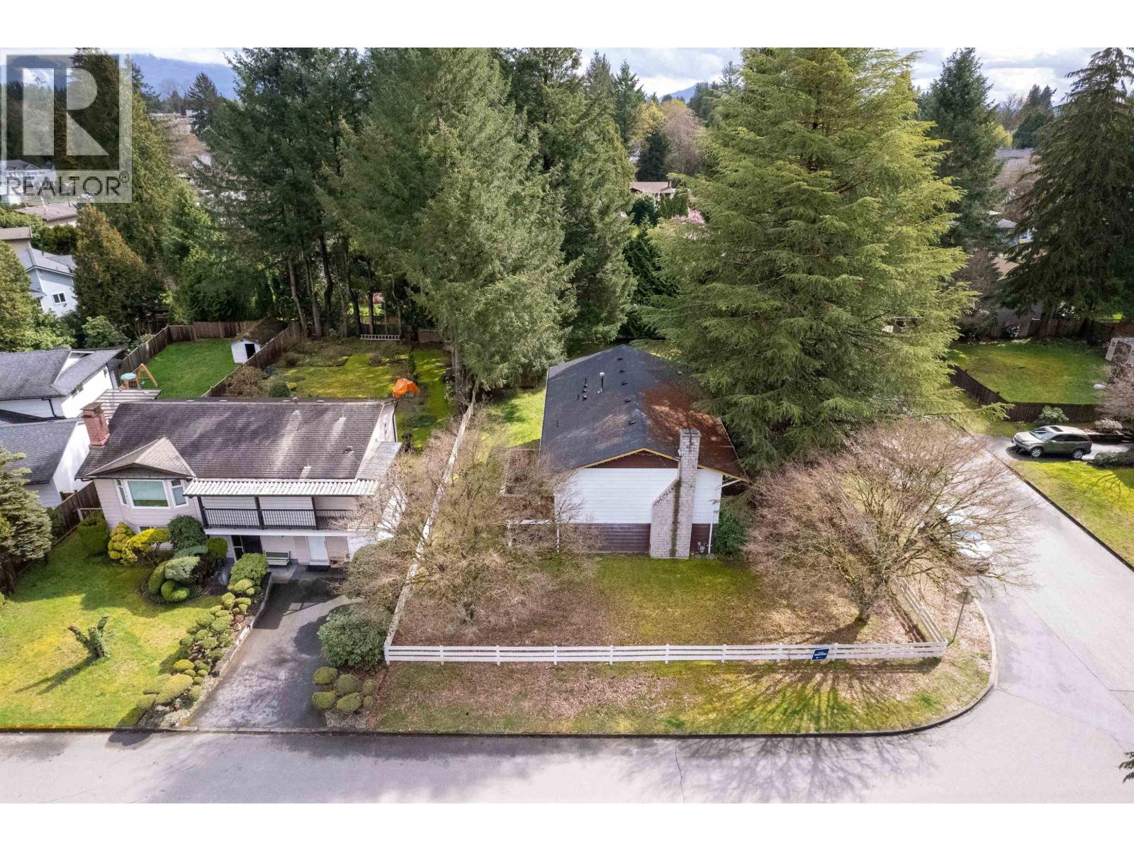 21099 Berry Avenue, Maple Ridge, British Columbia  V2X 7V3 - Photo 37 - R3098159