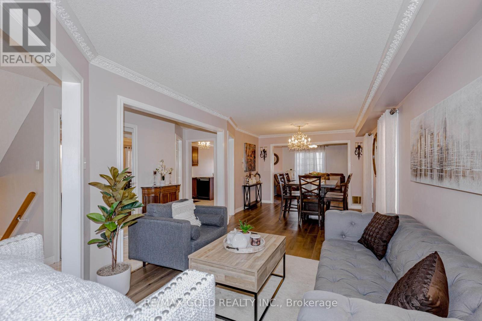 6483 Seaver Road, Mississauga, Ontario  L5V 2H9 - Photo 6 - W12867490