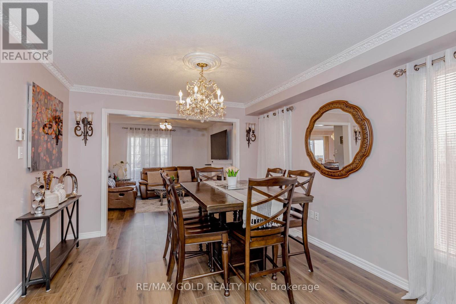 6483 Seaver Road, Mississauga, Ontario  L5V 2H9 - Photo 7 - W12867490